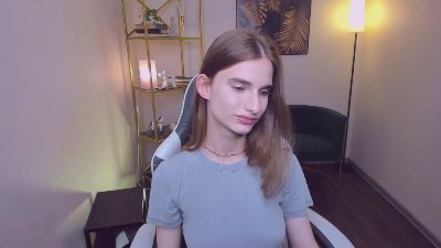 Sweetytrip live cam on Cam4