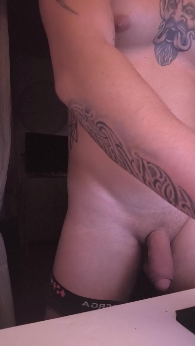 Swuosh live cam on Cam4