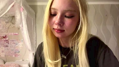 SybleFazekas live cam on Cam4
