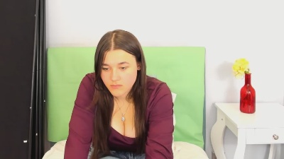 SylvieAlone live cam on Cam4