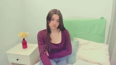 SylvieAlone live cam on Cam4
