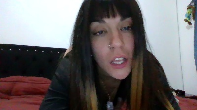 Sympaticdemon live cam on Cam4