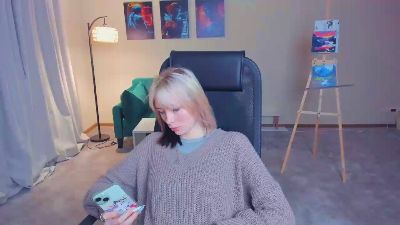 SynthiaAndruzzi webcam