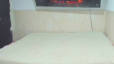 TINK_KERMELLX live cam on Cam4