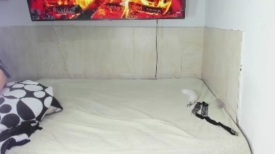 TINK_KERMELLX live cam on Cam4
