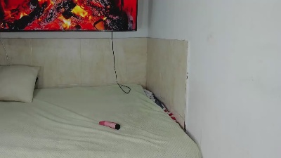 TINK_KERMELLX live cam on Cam4