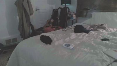 TJ_HoOkER live cam on Cam4