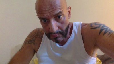 TOMMY1512 live cam on Cam4