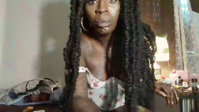 TONISRABBIT live cam on Cam4