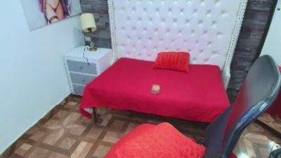 TRINY_TS live cam on Cam4