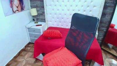 TRINY_TS live cam on Cam4