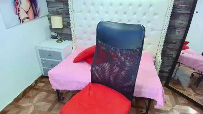 TRINY_TS live cam on Cam4