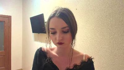 TabathaAriail live cam on Cam4