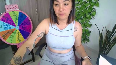 Tabatha_cahs live cam on Cam4