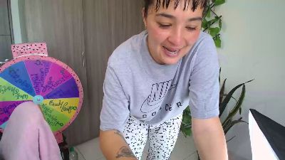 Tabatha_cahs live cam on Cam4