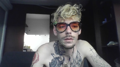 Tahay live cam on Cam4