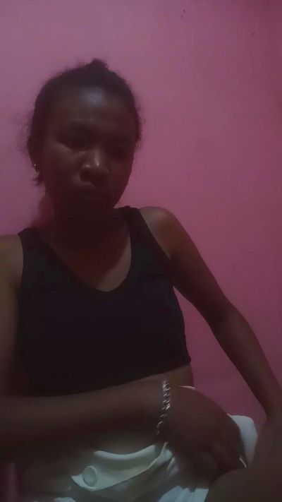 Tahiry live cam on Cam4