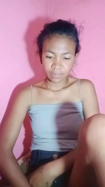 Tahiry live cam on Cam4