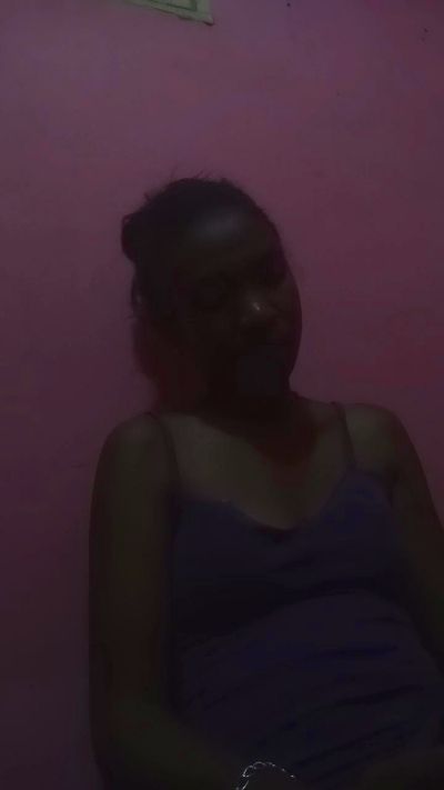 Tahiry live cam on Cam4