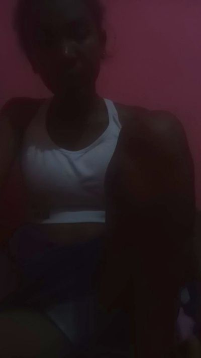 Tahiry live cam on Cam4