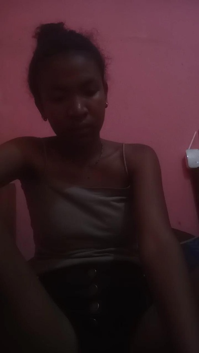 Tahiry live cam on Cam4
