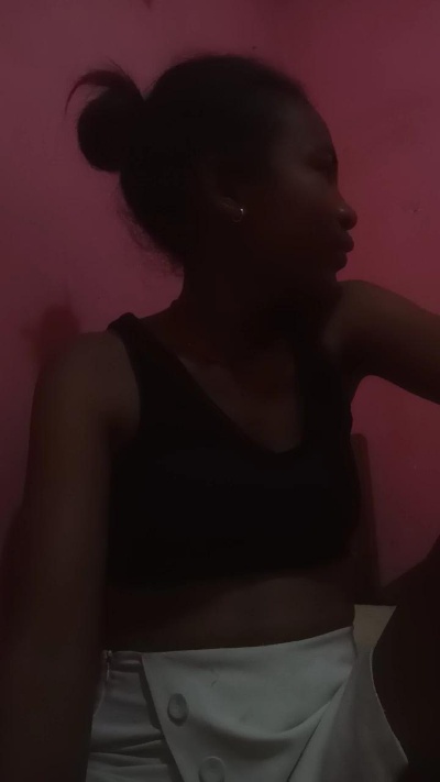 Tahiry live cam on Cam4