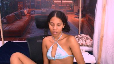 Tainara_ebony webcam