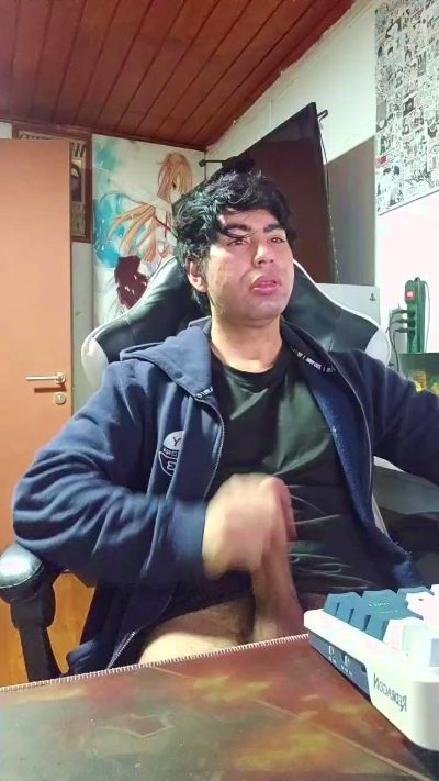 Takahashimk2 live cam on Cam4