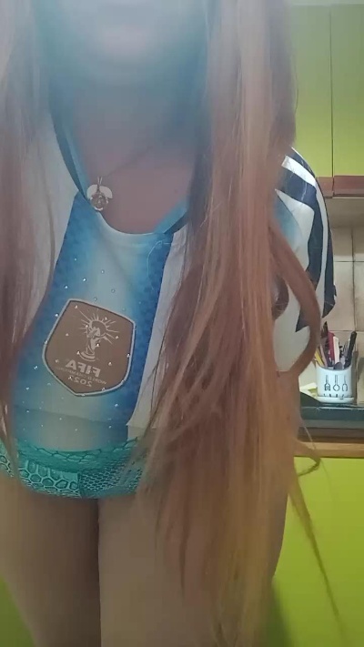 Tal_iva_na live cam on Cam4