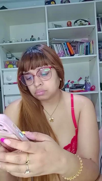 Tal_iva_na live cam on Cam4