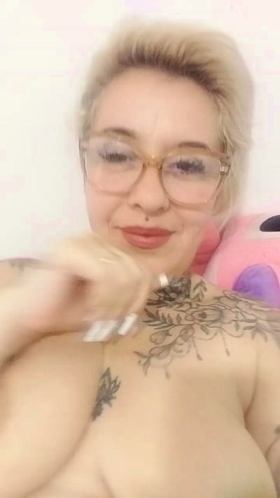 Taladra live cam on Cam4