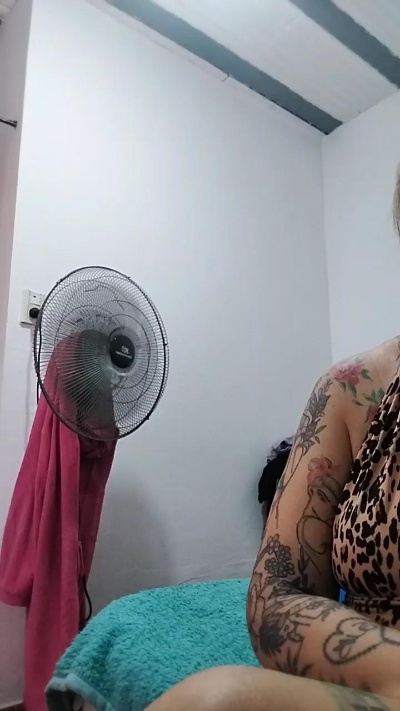 Taladra live cam on Cam4