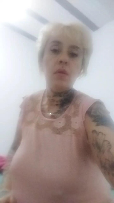 Taladra live cam on Cam4