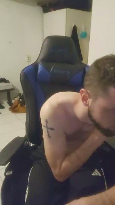 Talenjames live cam on Cam4