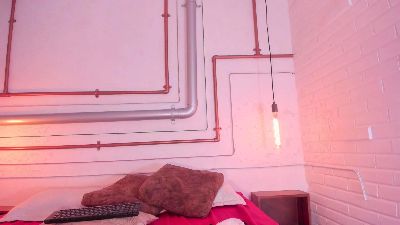 TaliaBesson live cam on Cam4