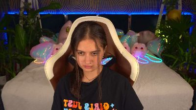 Talia_Blakwood live cam on Cam4
