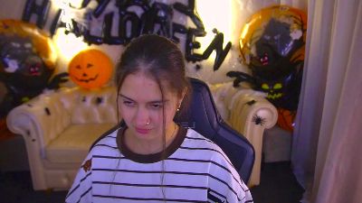 Talia_Blakwood live cam on Cam4