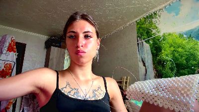 TalishaAnnis live cam on Cam4