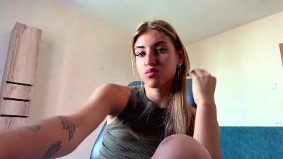 TalishaAnnis live cam on Cam4