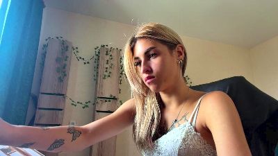 TalishaAnnis live cam on Cam4