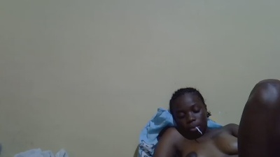 Talishaqueen live cam on Cam4