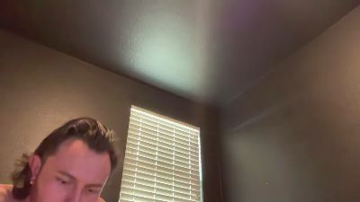 Tallhungcloudy live cam on Cam4