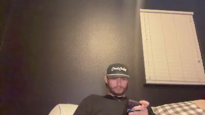 Tallhungcloudy live cam on Cam4