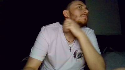 Tallhungcloudy live cam on Cam4