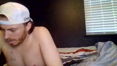 Tallhungcloudy live cam on Cam4