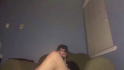 Tallhungcloudy live cam on Cam4