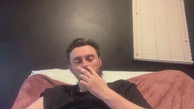 Tallhungcloudy live cam on Cam4