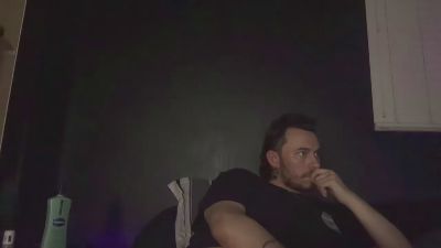 Tallhungcloudy live cam on Cam4