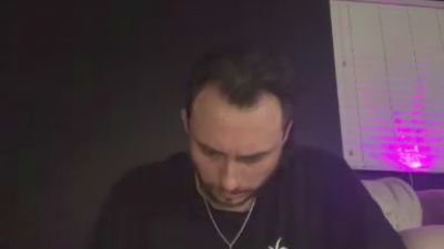 Tallhungcloudy live cam on Cam4