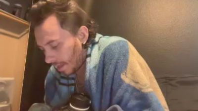 Tallhungcloudy live cam on Cam4